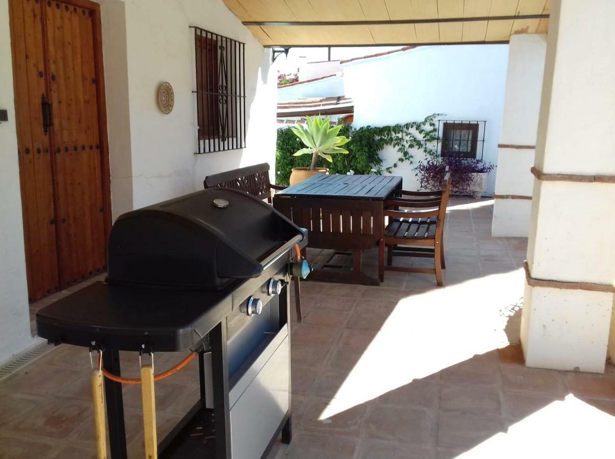 Casa Fuente De La Zorra Guest House อะโลรา ภายนอก รูปภาพ